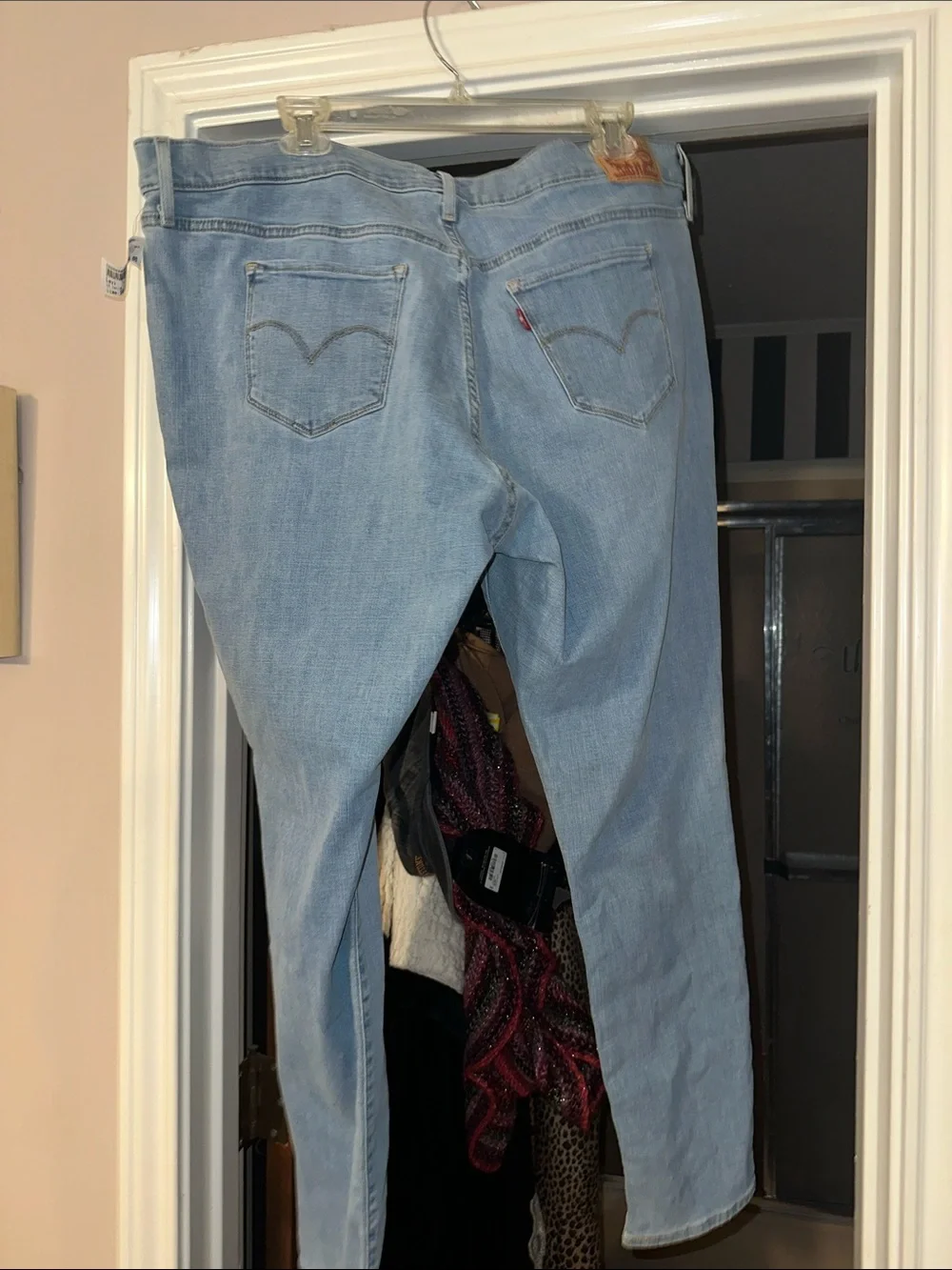 NWT Levi's Light Blue Straight Leg Jeans shaping skinny 311 20w nice